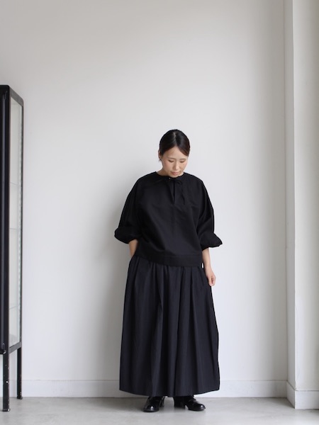 TENNE HANDCRAFTED MODERN ボリュームスリーブ ワンピース-